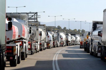 Transportatorii cer rambursarea accizei la 7 eurocenţi pe litrul de motorină